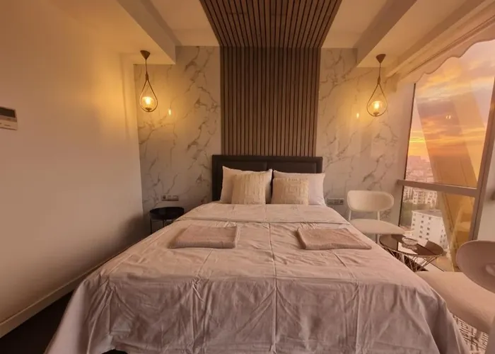 Dap Vazo Kule Rezidansta Hizmeti * Istanboel