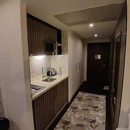 Dap Vazo Kule Rezidansta Hizmeti Apartment Istanbul